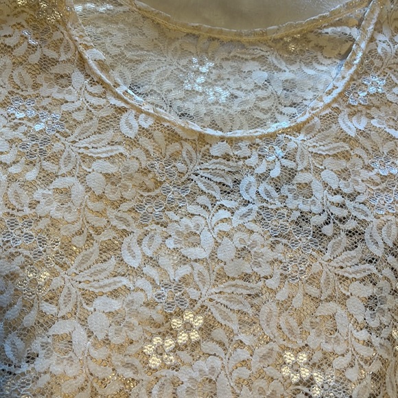 Stretch lace T shirt m/l - Picture 2 of 3